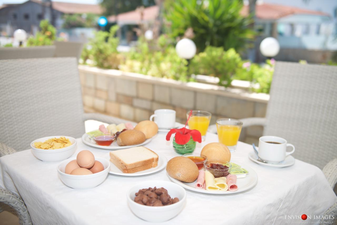 Frosini Hotel Lambi  Ngoại thất bức ảnh