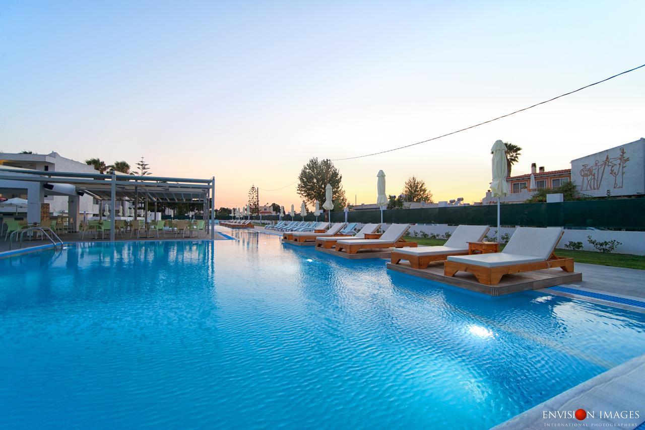 Frosini Hotel Lambi  Ngoại thất bức ảnh