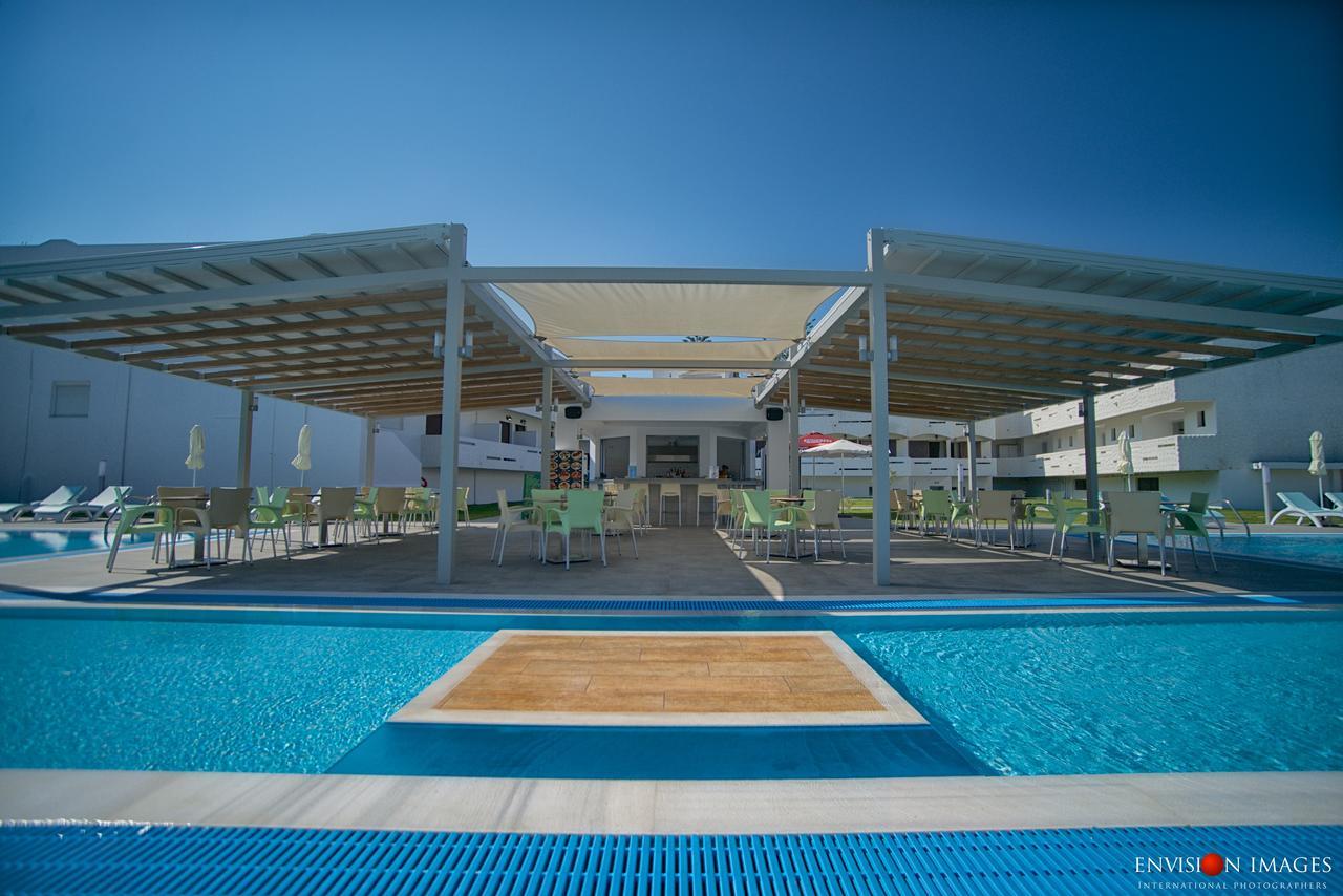 Frosini Hotel Lambi  Ngoại thất bức ảnh